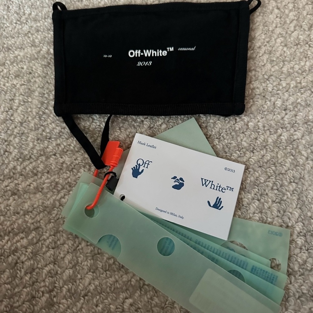 NWT Off-White Black Mask 😷